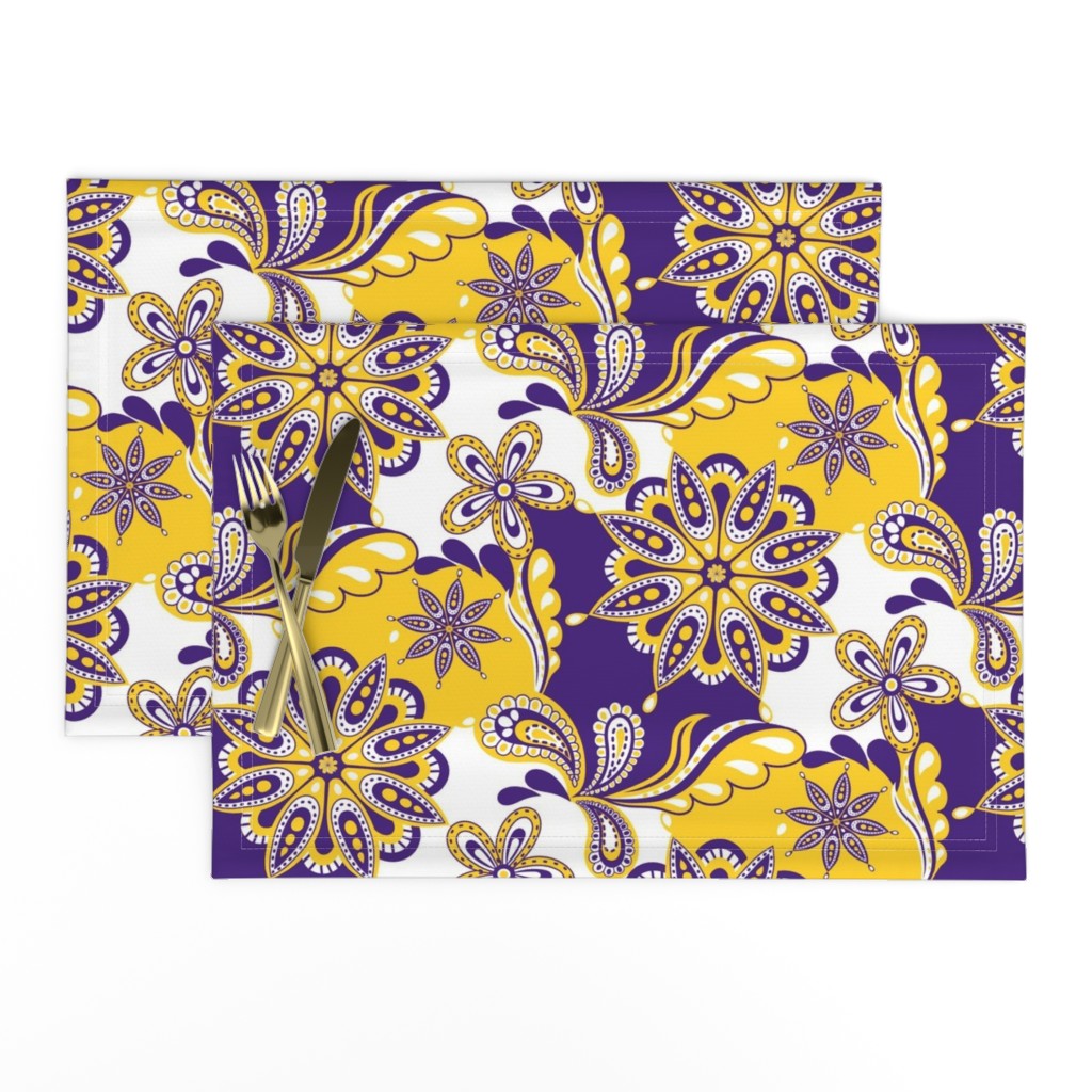 Purple and yellow team color Paisley mandala