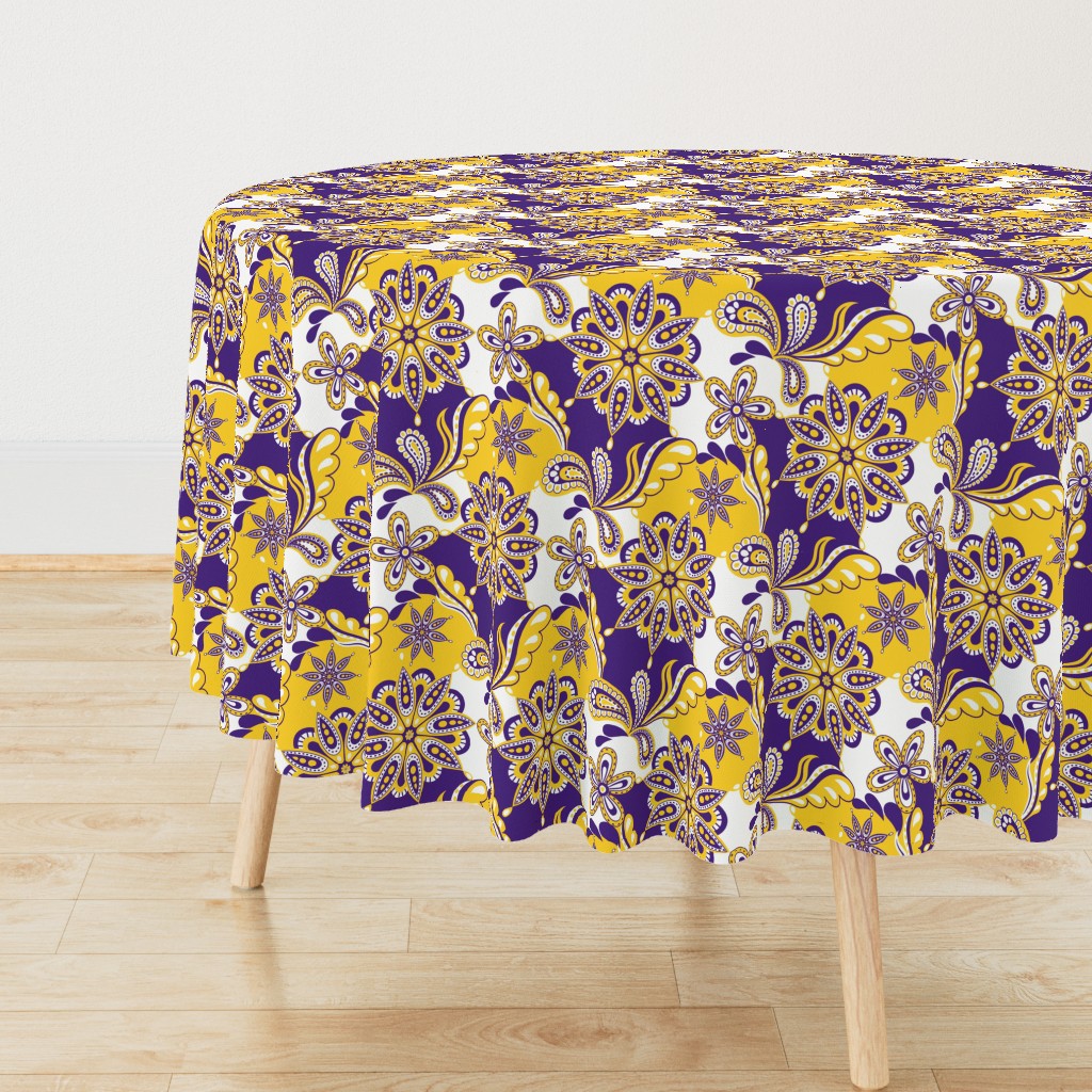 Purple and yellow team color Paisley mandala