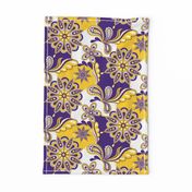 Purple and yellow team color Paisley mandala