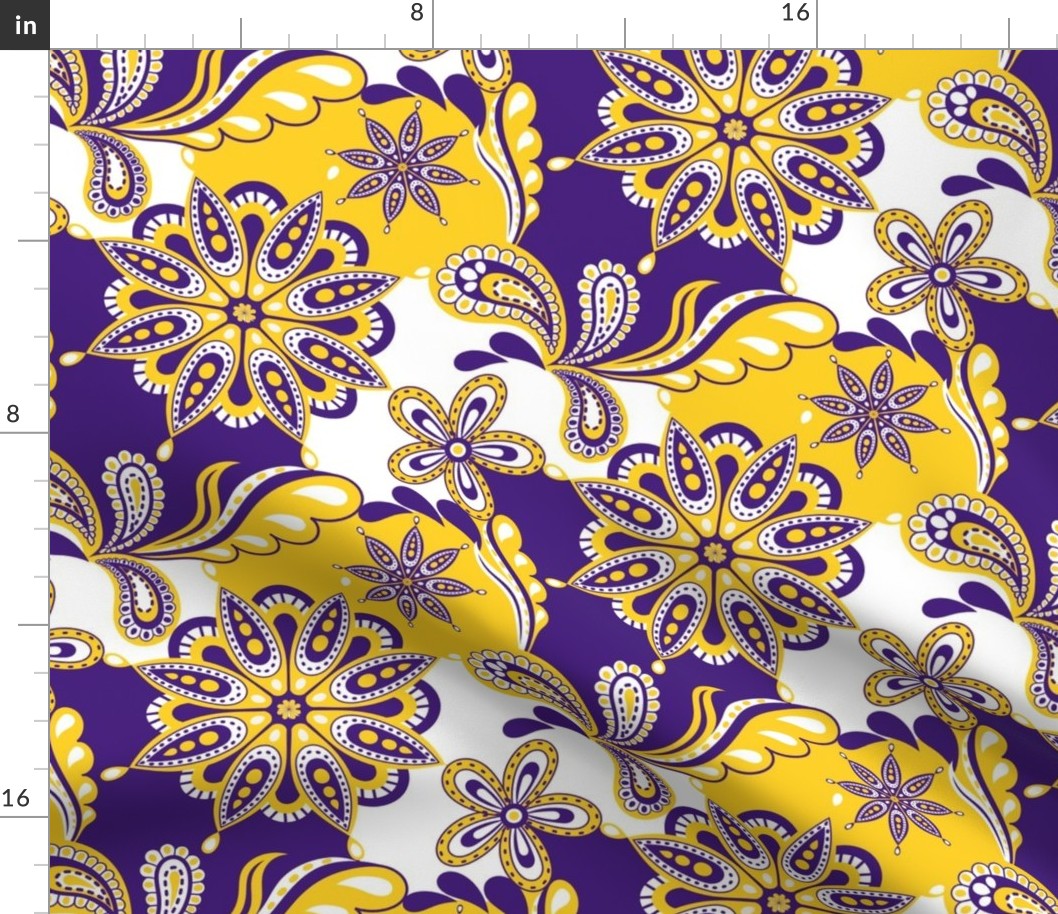 Purple and yellow team color Paisley mandala