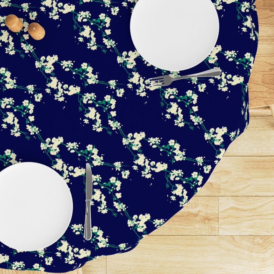 HOME_GOOD_ROUND_TABLE_CLOTH