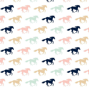 multi wild horses  || the briar woods collection