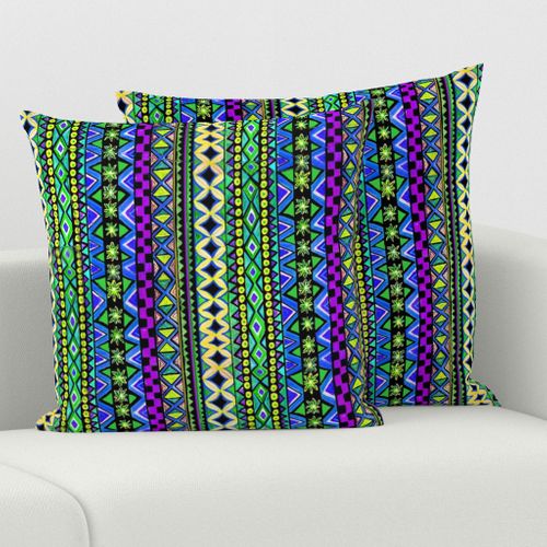 HOME_GOOD_SQUARE_THROW_PILLOW