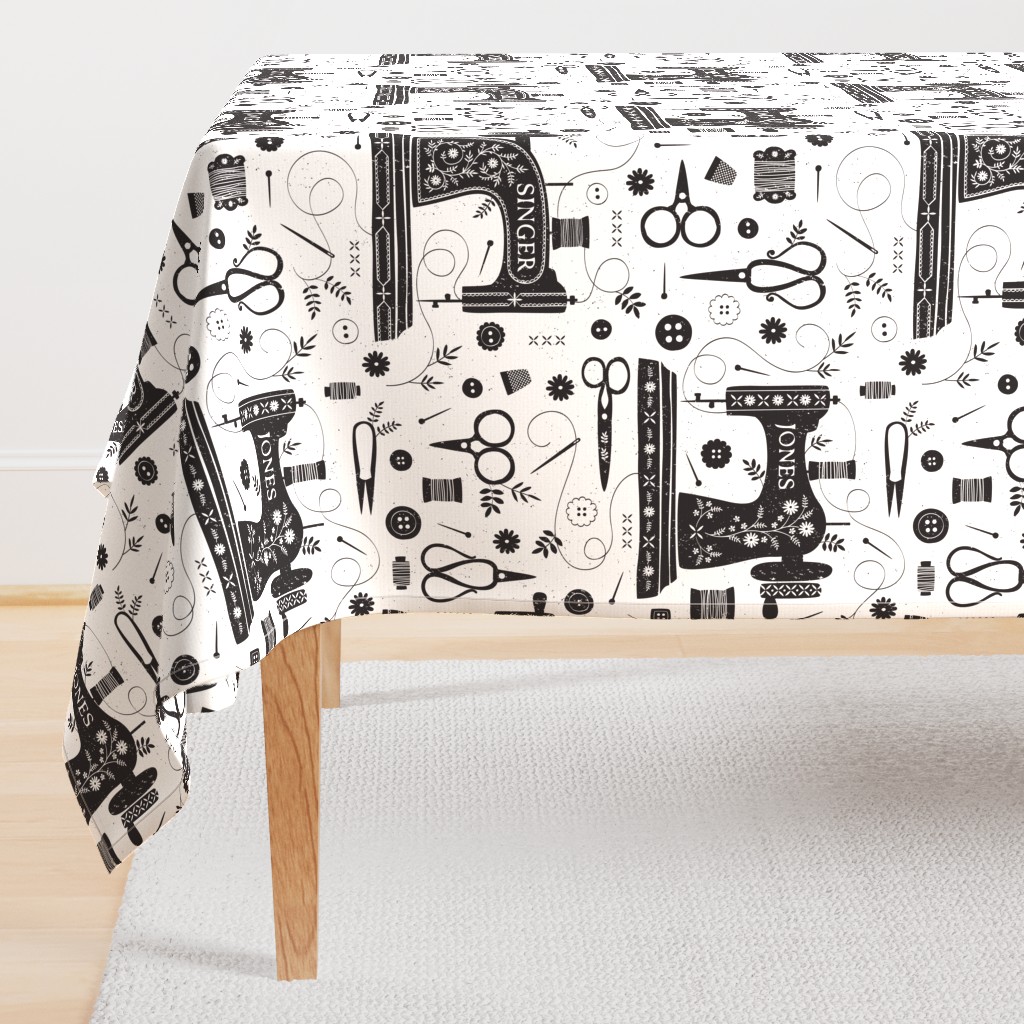 Sew Vintage // by petite_circus // sewing machine black and white