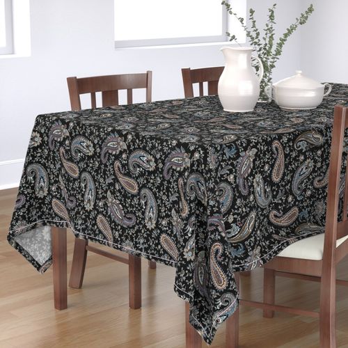 HOME_GOOD_RECTANGULAR_TABLE_CLOTH