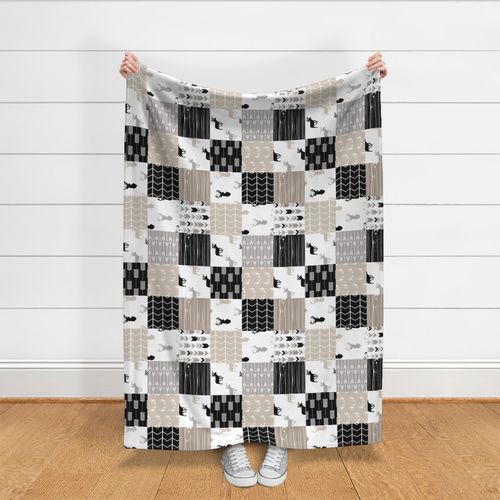 HOME_GOOD_THROW_BLANKET