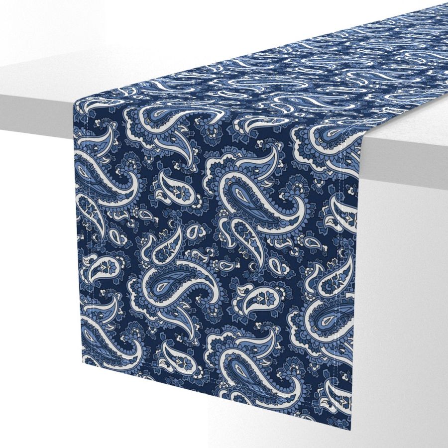 HOME_GOOD_TABLE_RUNNER