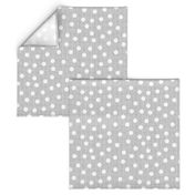 snowballs-polka dots-gray