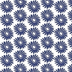 Daisy Checkers White & Blue Medium