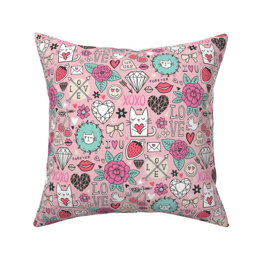 HOME_GOOD_SQUARE_THROW_PILLOW