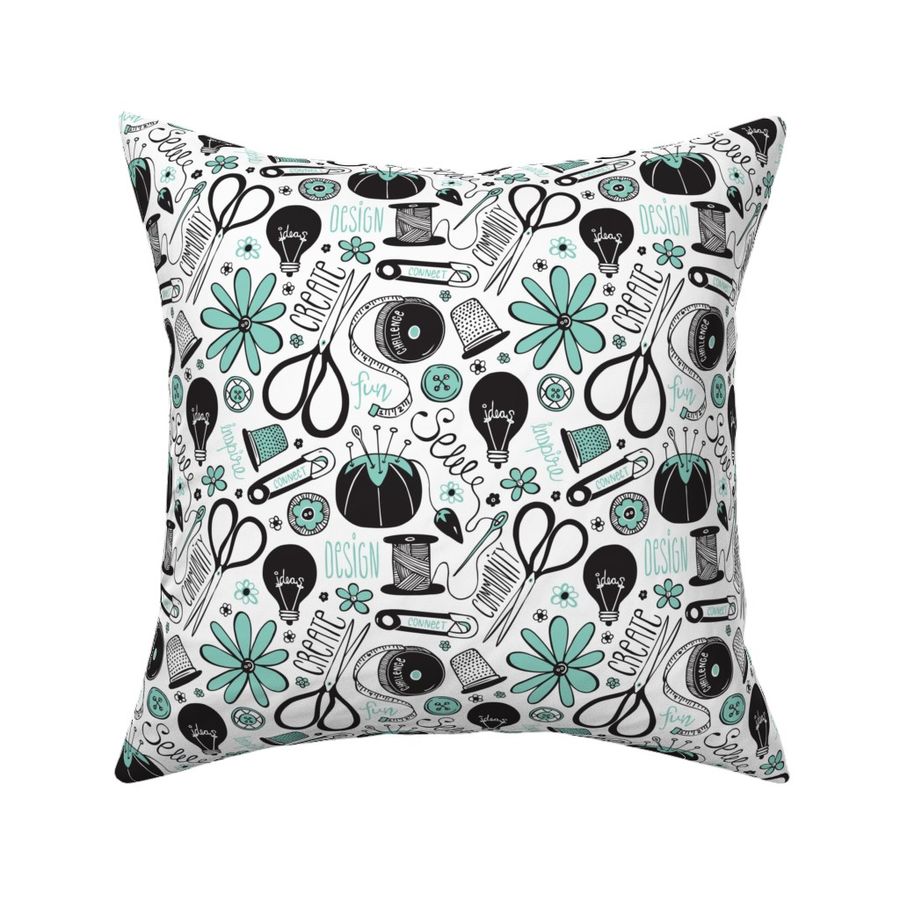 HOME_GOOD_SQUARE_THROW_PILLOW