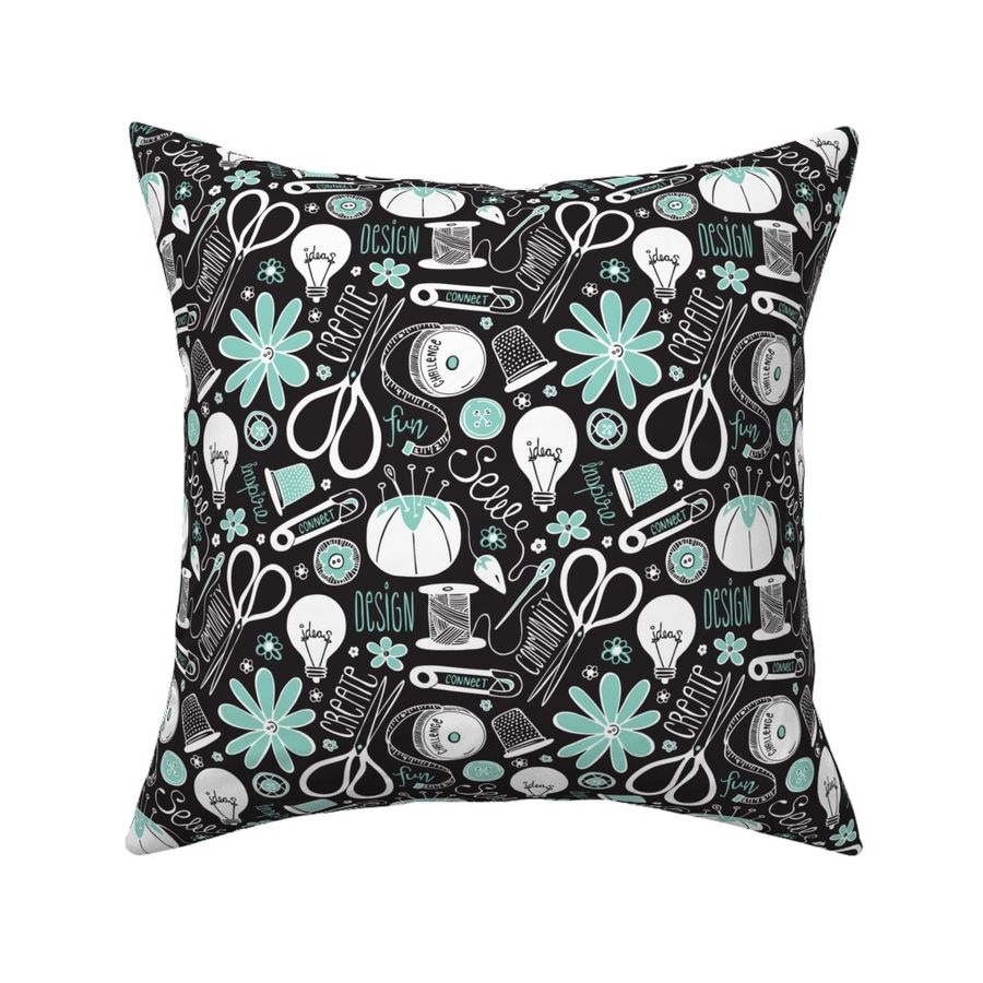 HOME_GOOD_SQUARE_THROW_PILLOW