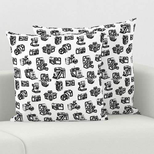 HOME_GOOD_SQUARE_THROW_PILLOW