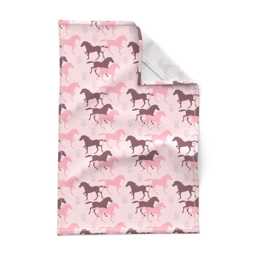 Wild horses pink 