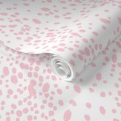 Dots in soft pink