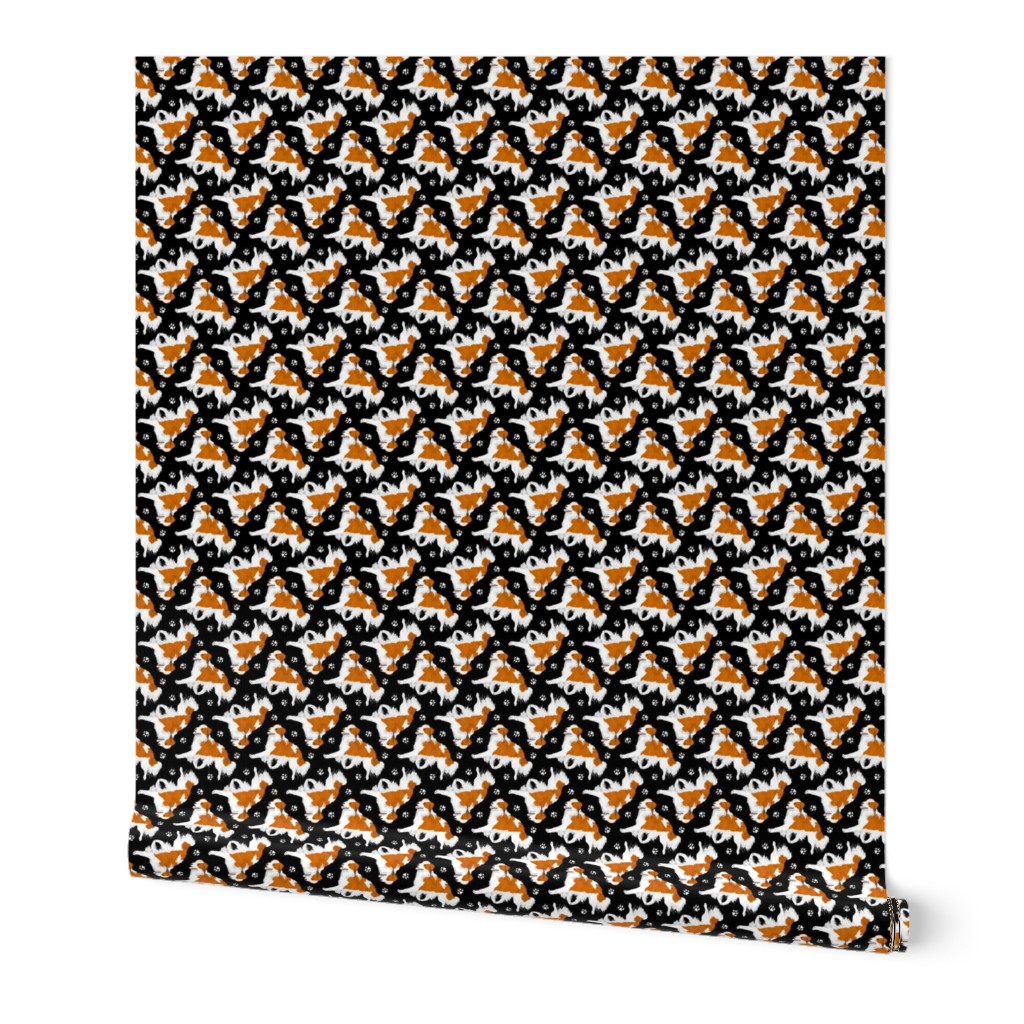 Tiny Trotting Kooikerhondje and paw prints - black