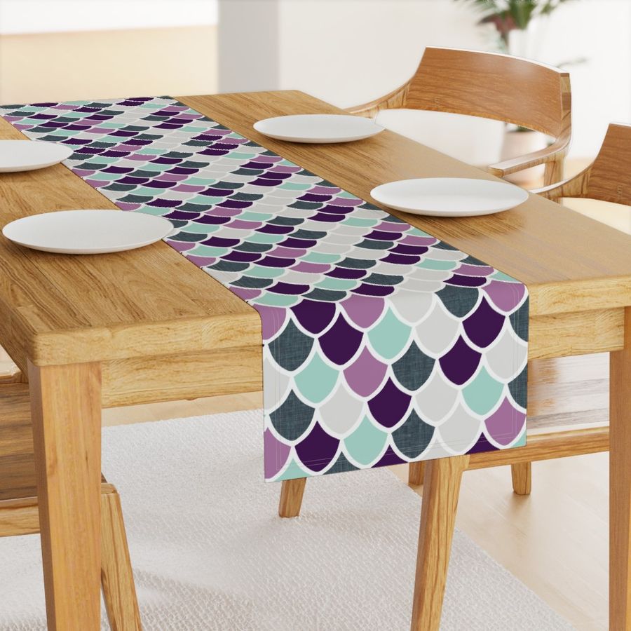 HOME_GOOD_TABLE_RUNNER