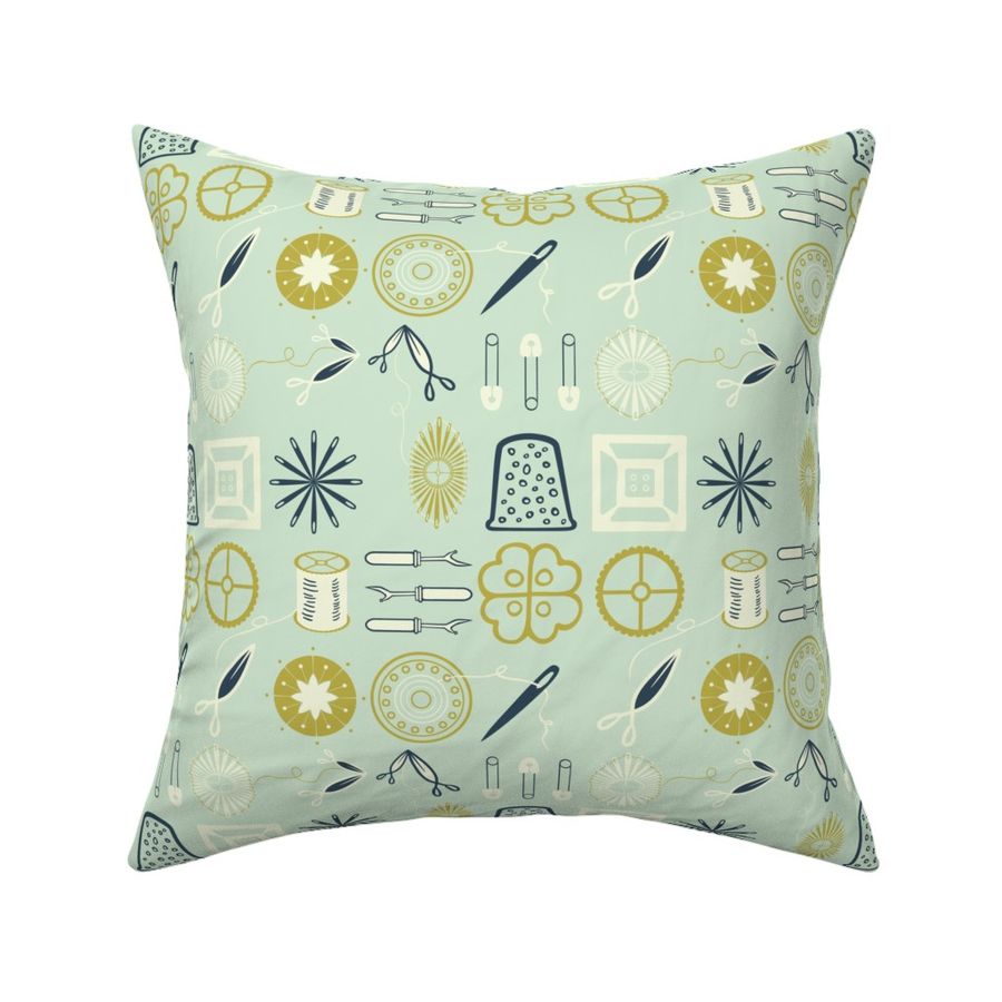 HOME_GOOD_SQUARE_THROW_PILLOW