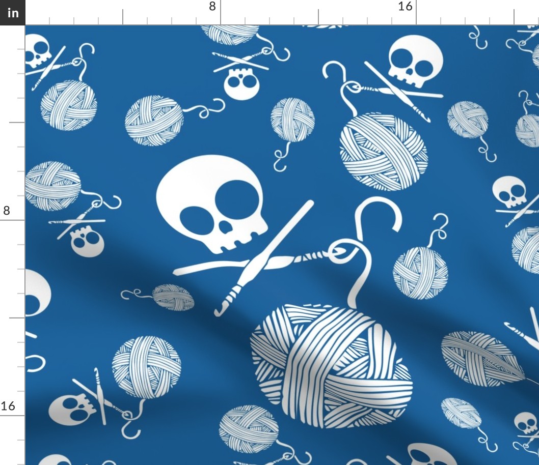 Yarn-Skull-and-Yarn-Toss-Lapsis-Blue