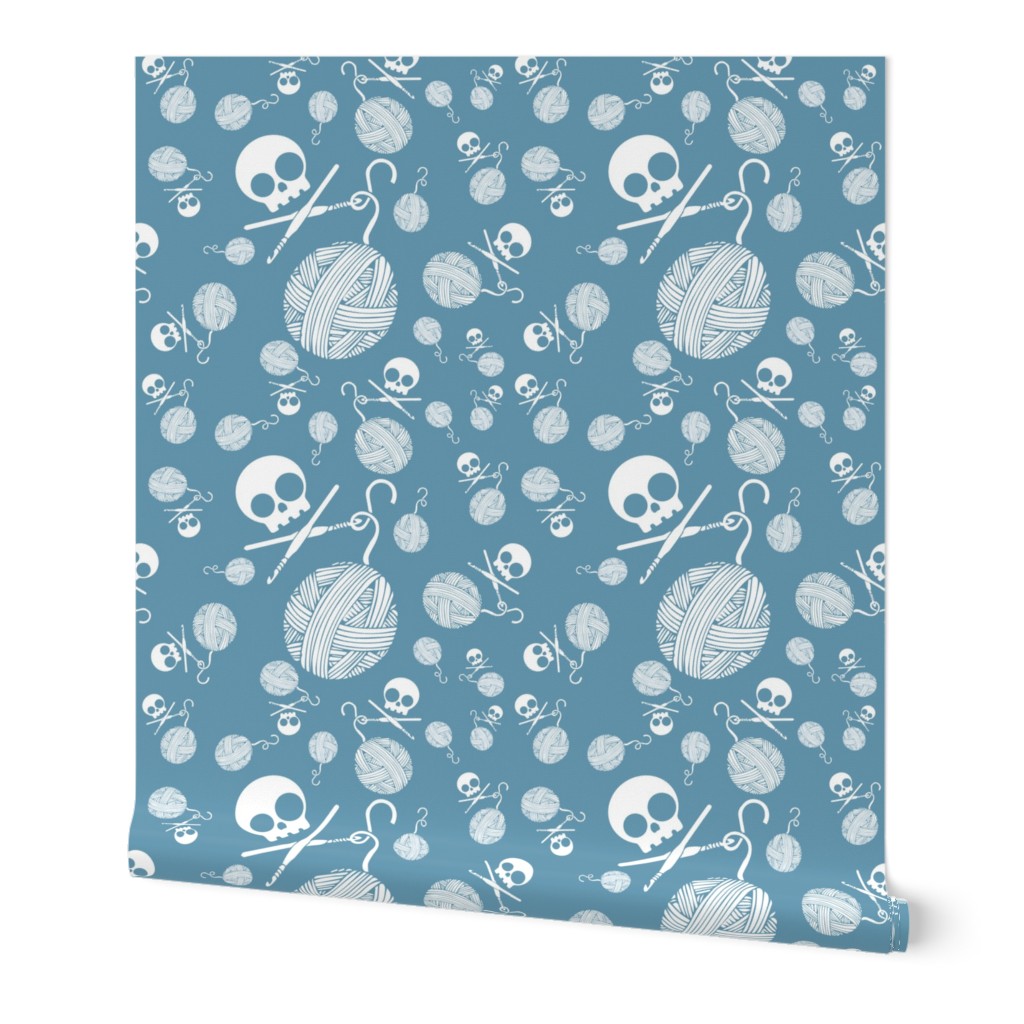 Yarn-Skull-and-Yarn-Toss-Niagra-Blue