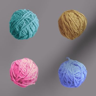little yarn balls - summercolors on grey