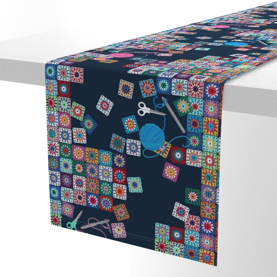 HOME_GOOD_TABLE_RUNNER