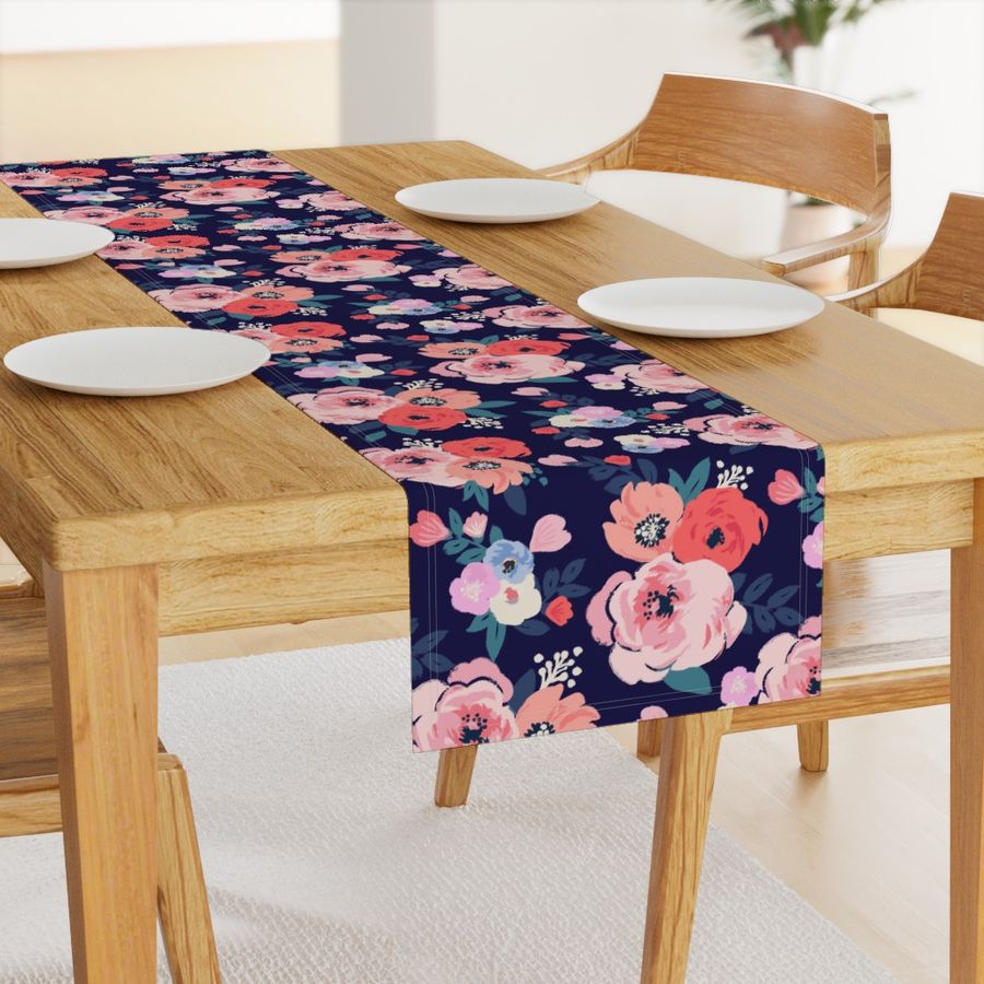 HOME_GOOD_TABLE_RUNNER