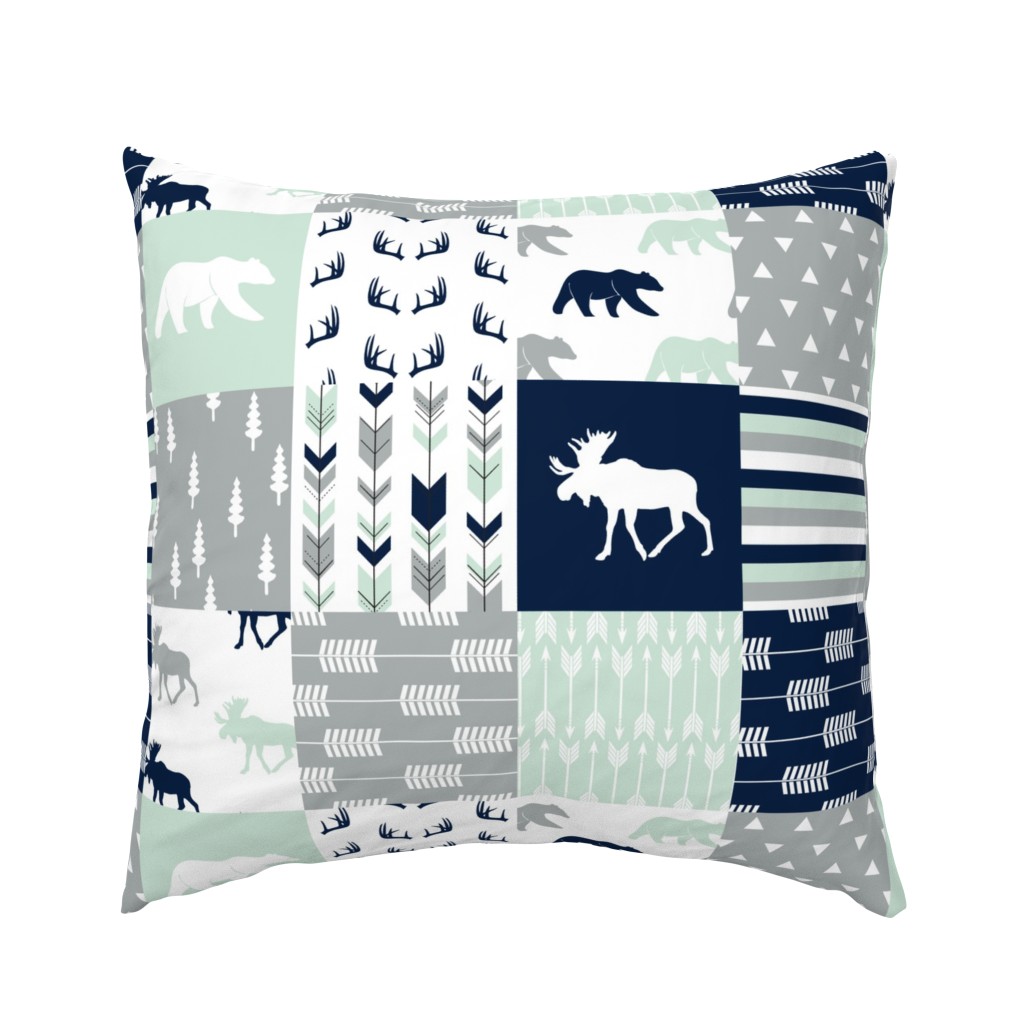 northern lights patchwork wholecloth || bear and moose