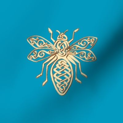 Celtic Bee on Caribbean Blue