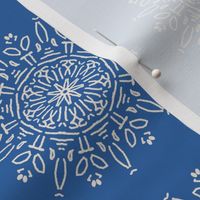 Snow flower, blue and white