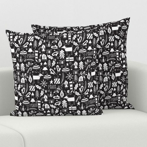 HOME_GOOD_SQUARE_THROW_PILLOW