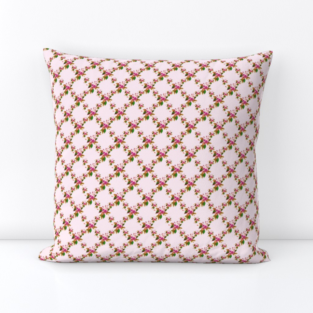 Rose Trellis pink