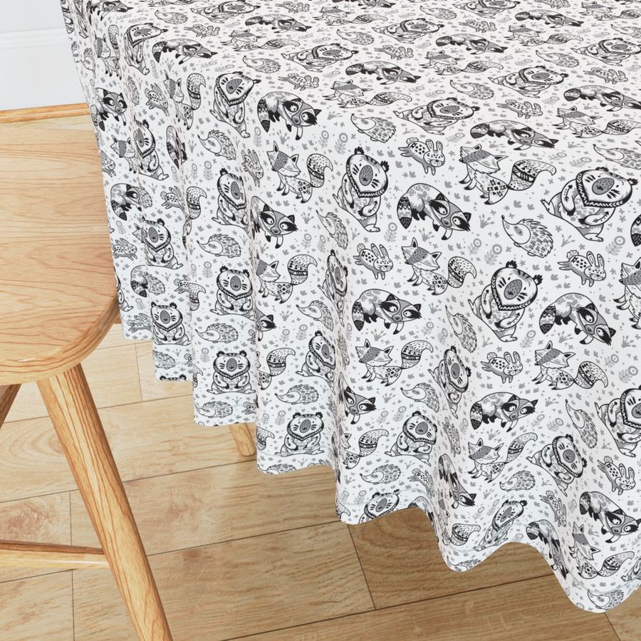 HOME_GOOD_ROUND_TABLE_CLOTH