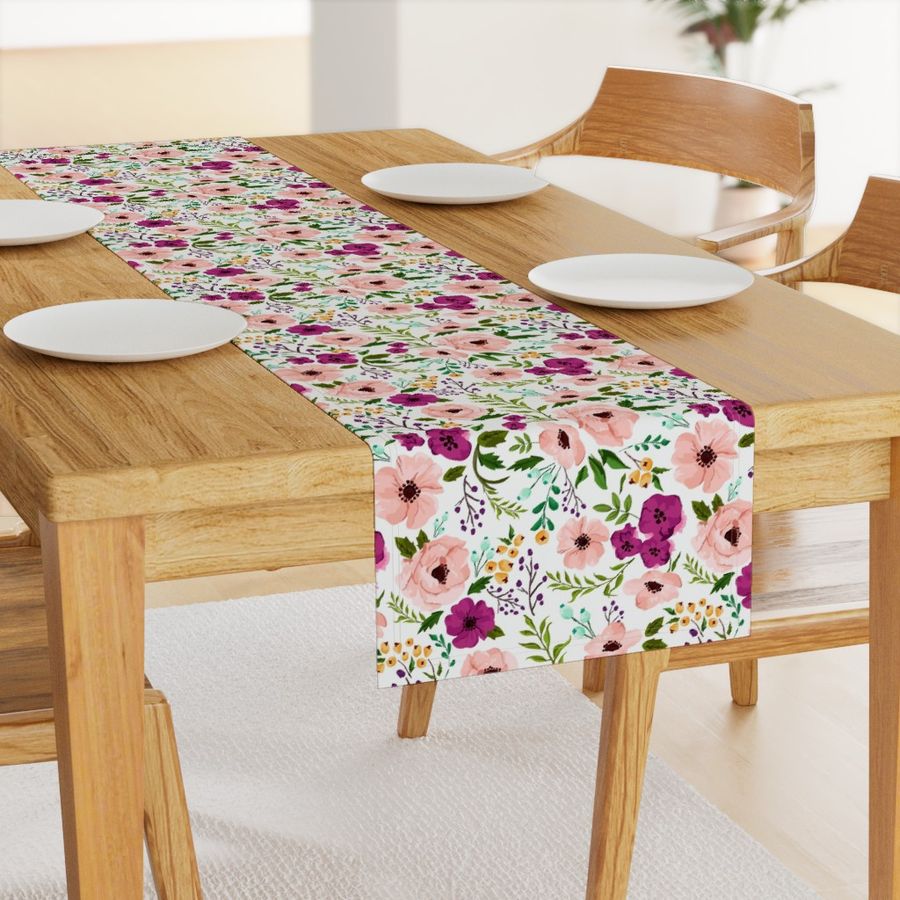 HOME_GOOD_TABLE_RUNNER