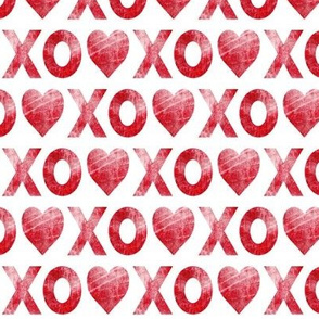 XO♥  red // distressed