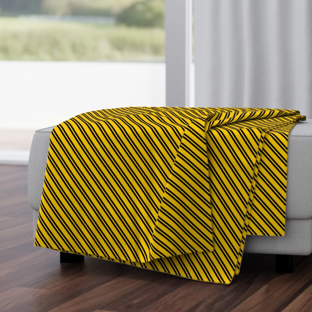 Diagonal Double Stripes in Yellow and Black