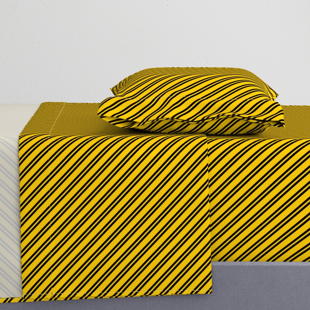 Diagonal Double Stripes in Yellow and Black
