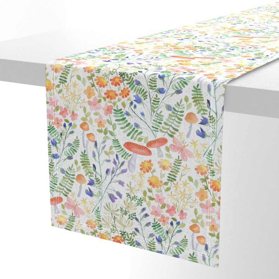 HOME_GOOD_TABLE_RUNNER