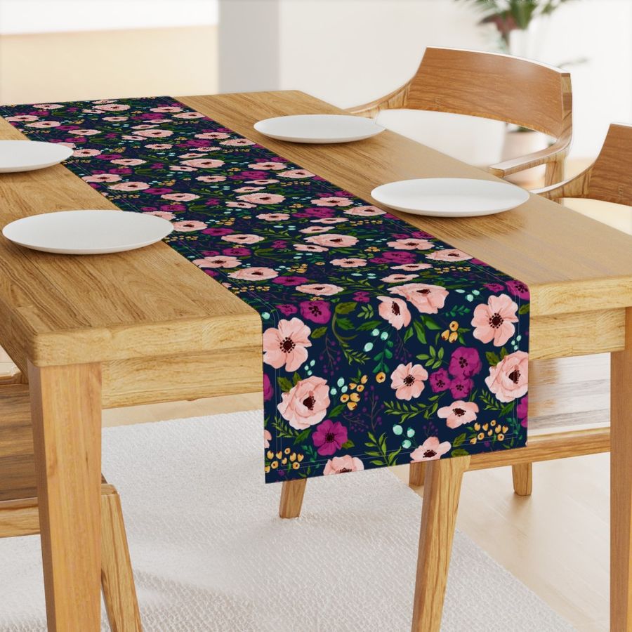 HOME_GOOD_TABLE_RUNNER