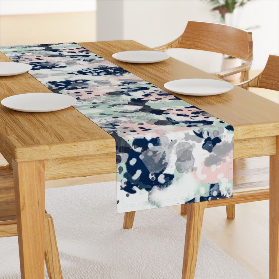 HOME_GOOD_TABLE_RUNNER