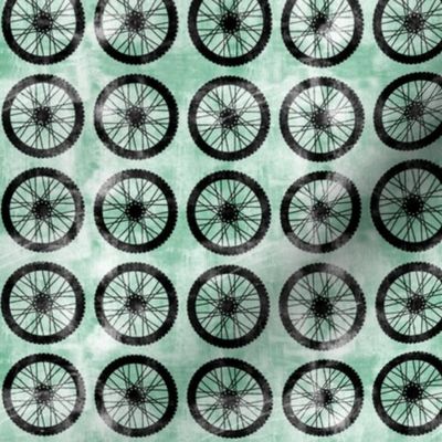 wheel || green - motocross dirt bike