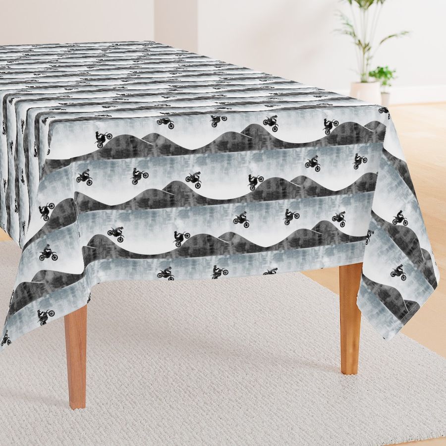 HOME_GOOD_RECTANGULAR_TABLE_CLOTH