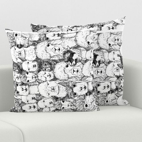 HOME_GOOD_SQUARE_THROW_PILLOW