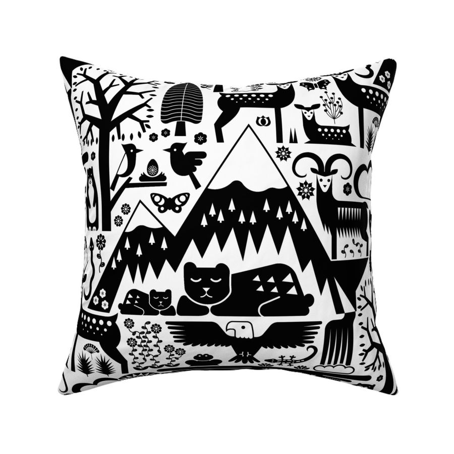 HOME_GOOD_SQUARE_THROW_PILLOW