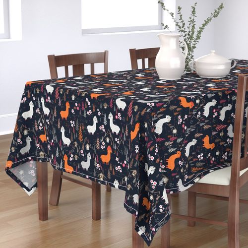 HOME_GOOD_RECTANGULAR_TABLE_CLOTH