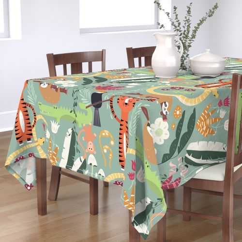 HOME_GOOD_RECTANGULAR_TABLE_CLOTH