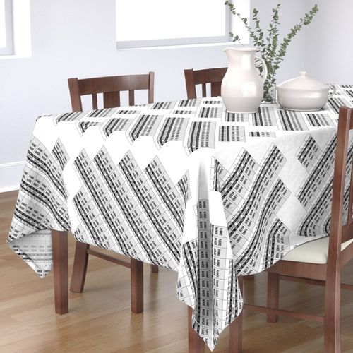 HOME_GOOD_RECTANGULAR_TABLE_CLOTH