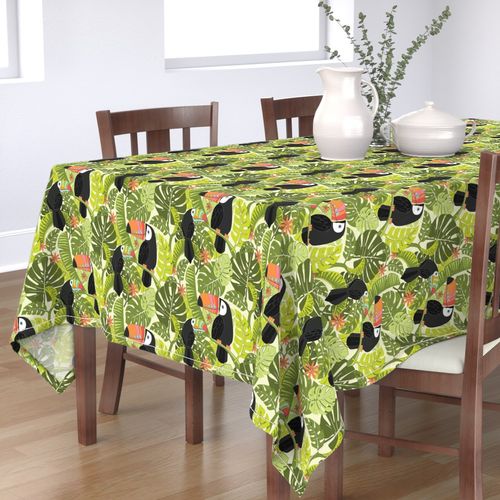 HOME_GOOD_RECTANGULAR_TABLE_CLOTH