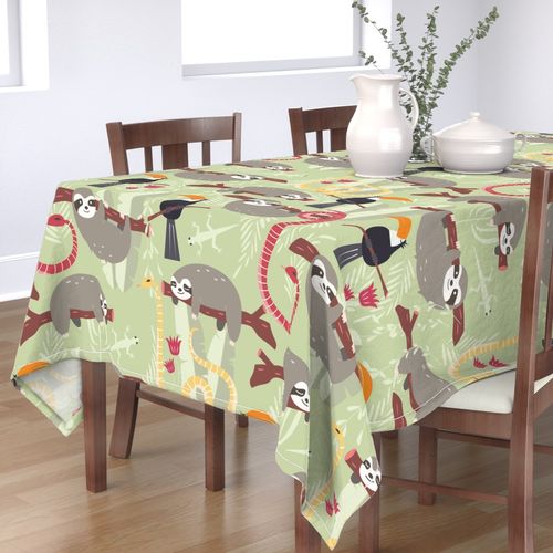 HOME_GOOD_RECTANGULAR_TABLE_CLOTH