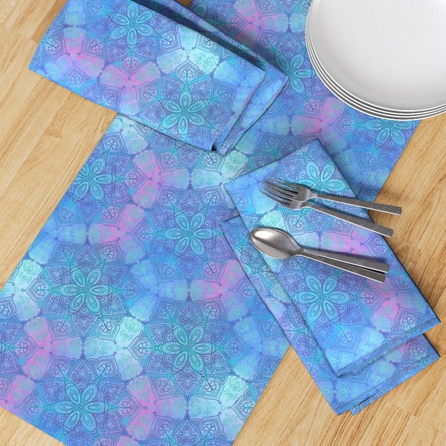 HOME_GOOD_TABLE_RUNNER